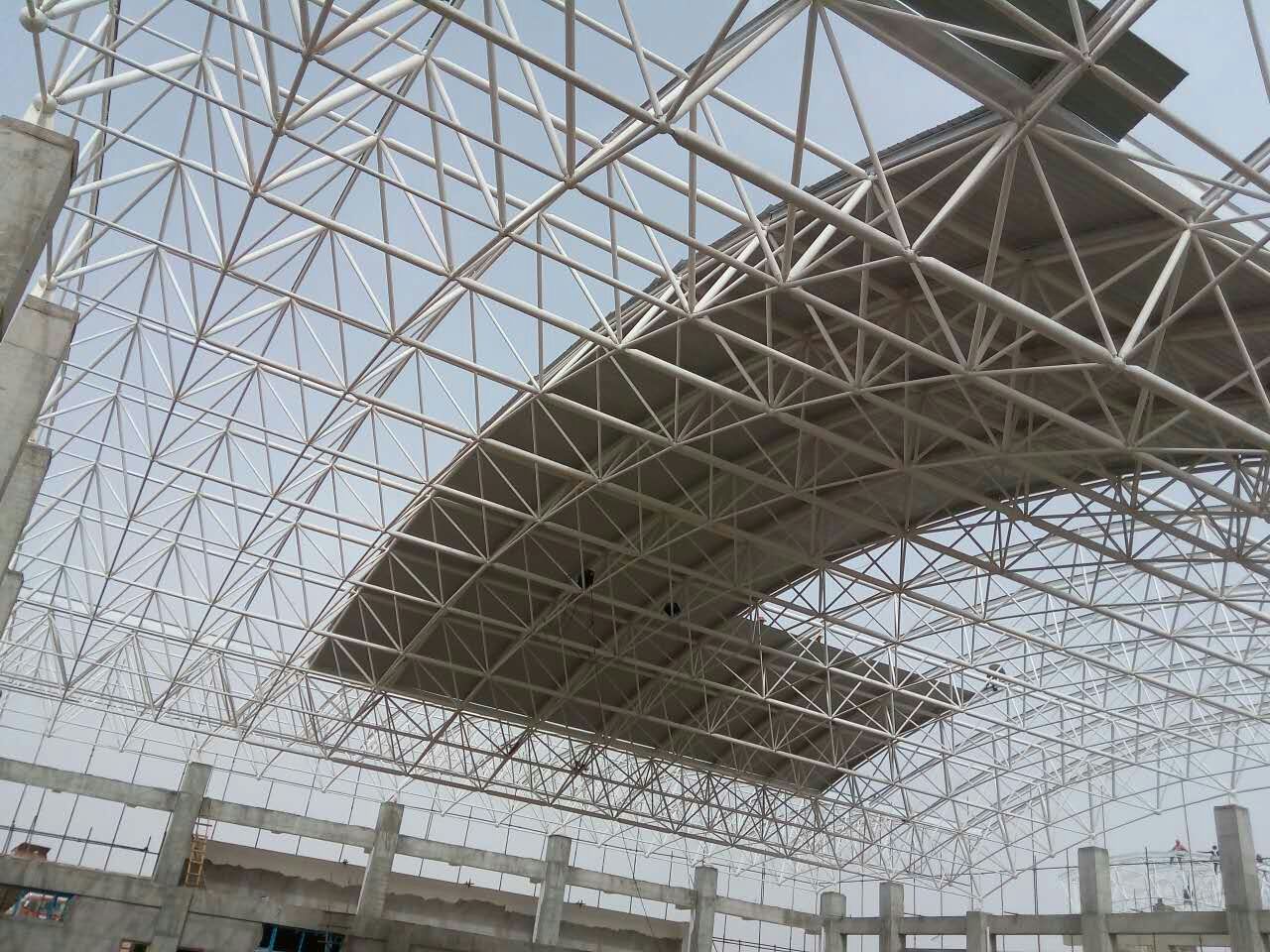 德兴青岛一汽网架